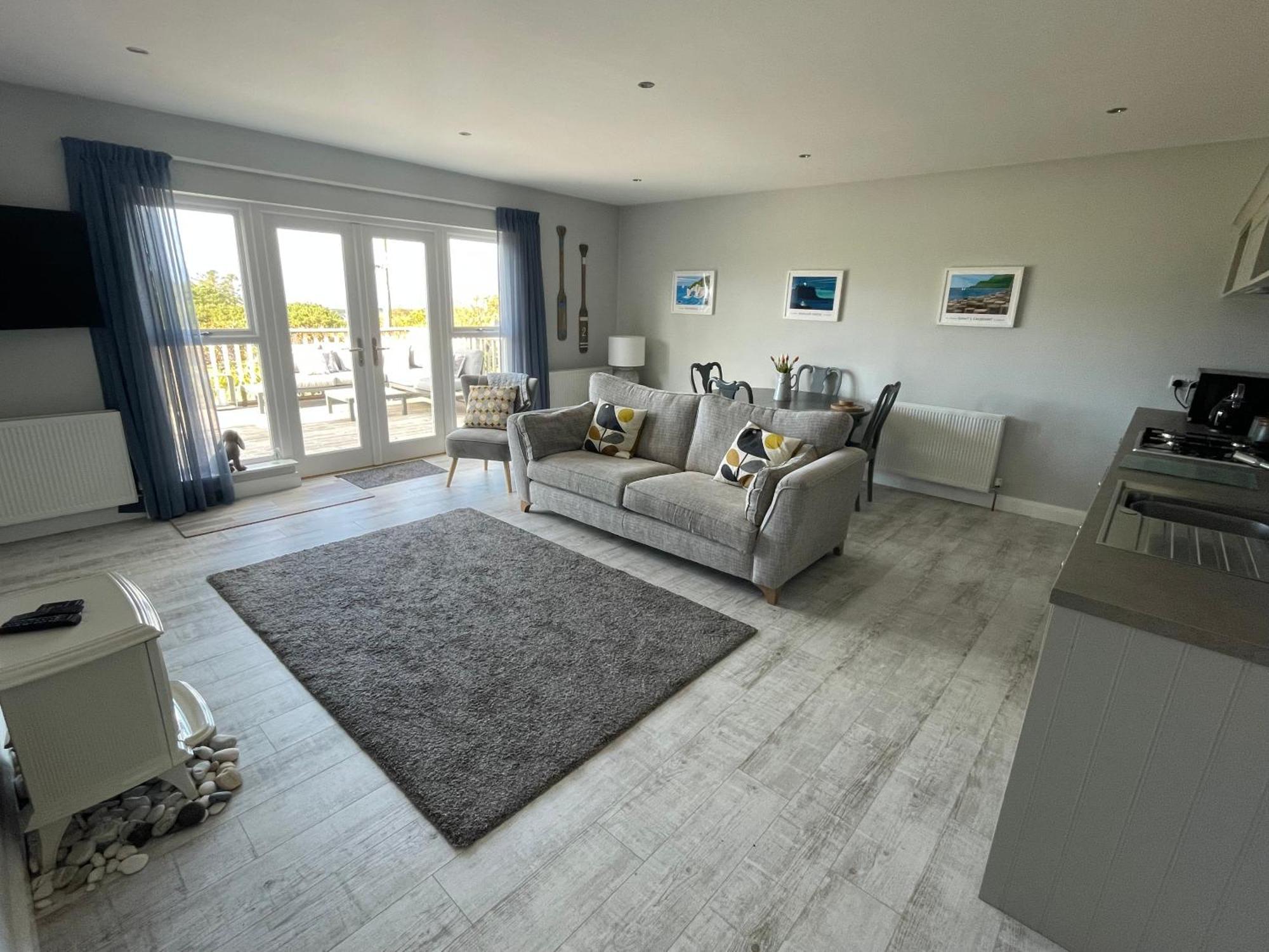 Portview Apartment พอร์ตรัช ภายนอก รูปภาพ